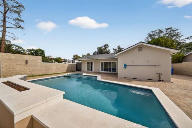 22247 De La Osa Street, Woodland Hills, CA 91364