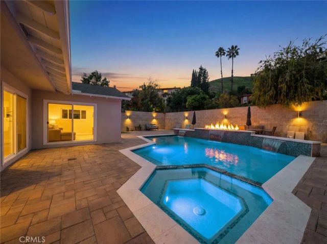22247 De La Osa Street, Woodland Hills, CA 91364