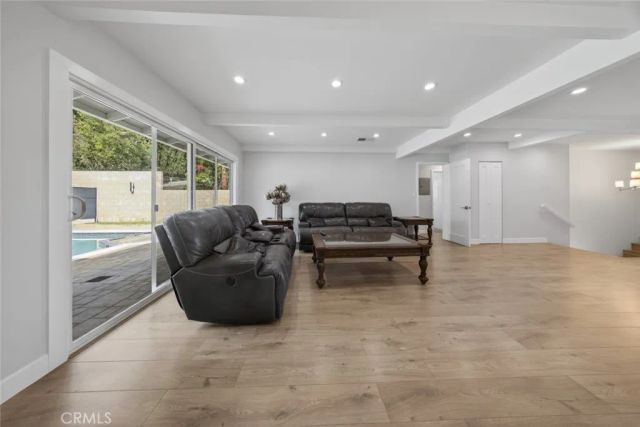 22247 De La Osa Street, Woodland Hills, CA 91364