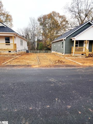 140 Broadus Street, Greer, SC 29651