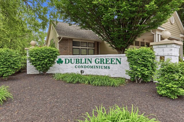 6729 Meadow Creek Drive Drive, 102, Columbus, OH 43235