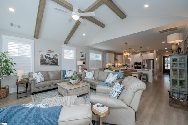 354 Encampment Boulevard, Simpsonville, SC 29681