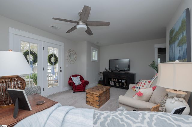 354 Encampment Boulevard, Simpsonville, SC 29681
