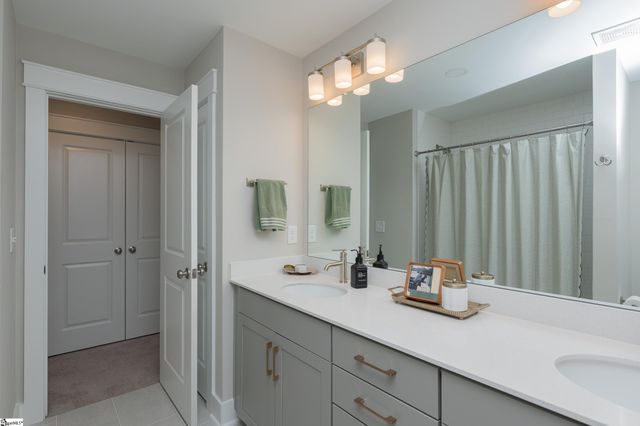 354 Encampment Boulevard, Simpsonville, SC 29681