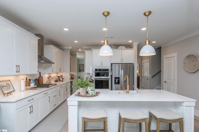 354 Encampment Boulevard, Simpsonville, SC 29681