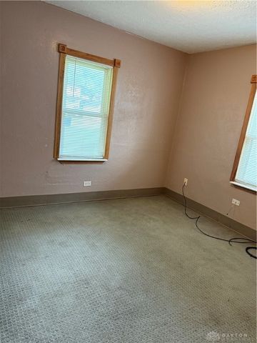 221 Brooklyn Avenue, Dayton, OH 45417