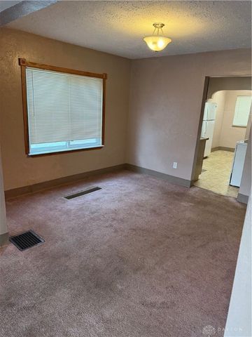 221 Brooklyn Avenue, Dayton, OH 45417