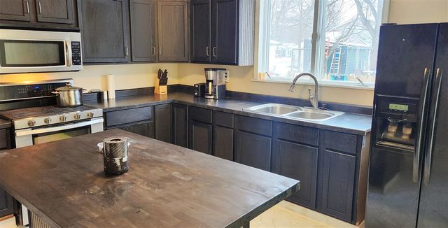 1388 E Wilcox Avenue, White Cloud, MI 49349