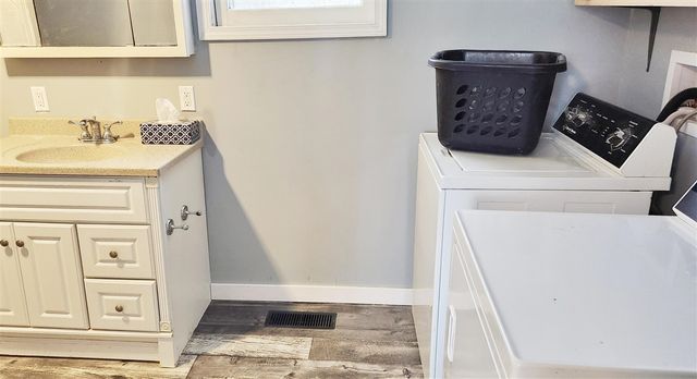 1388 E Wilcox Avenue, White Cloud, MI 49349