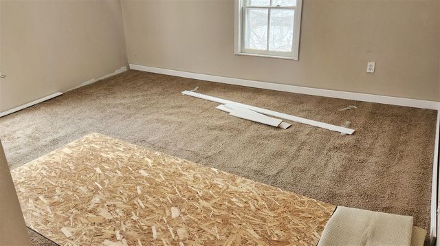 1388 E Wilcox Avenue, White Cloud, MI 49349