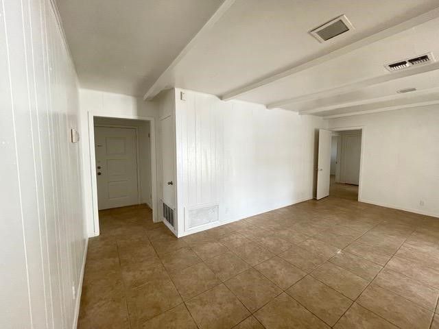 1066 Burkshire Dr, Corpus Christi, TX 78412