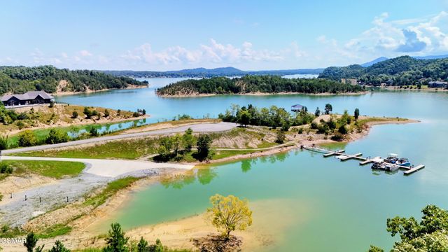 108 Bay View Point, Sevierville, TN 37876