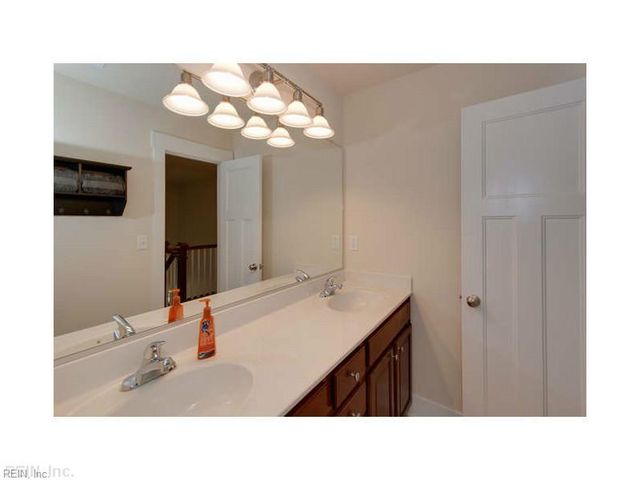 2112 Golfwatch LN, Virginia Beach, VA 23456