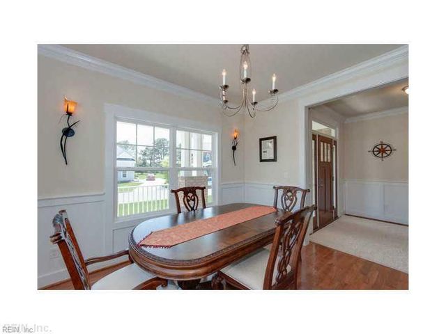 2112 Golfwatch LN, Virginia Beach, VA 23456