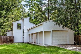 28600 Rantoul Court, Huntsville, TX 77320