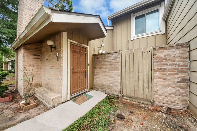 6142 W Airport Boulevard 15, Houston, TX 77035