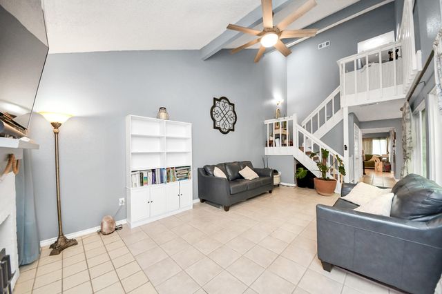 6142 W Airport Boulevard 15, Houston, TX 77035