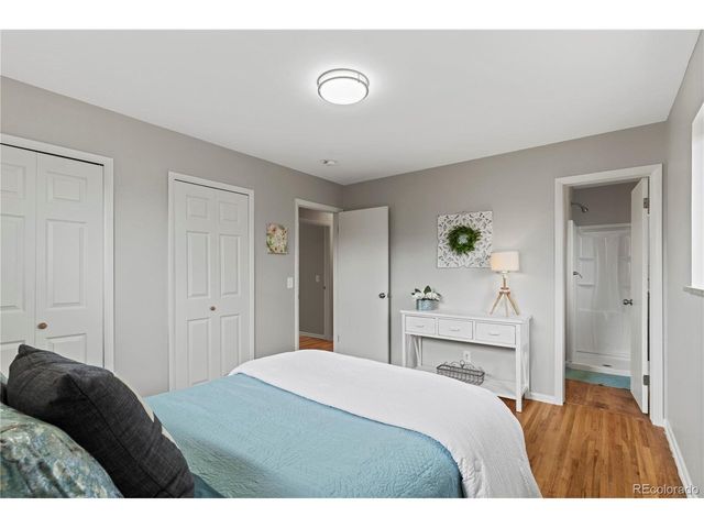 5866 Parfet Ct, Arvada, CO 80004