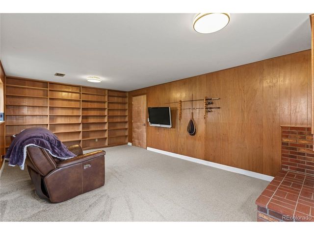 5866 Parfet Ct, Arvada, CO 80004