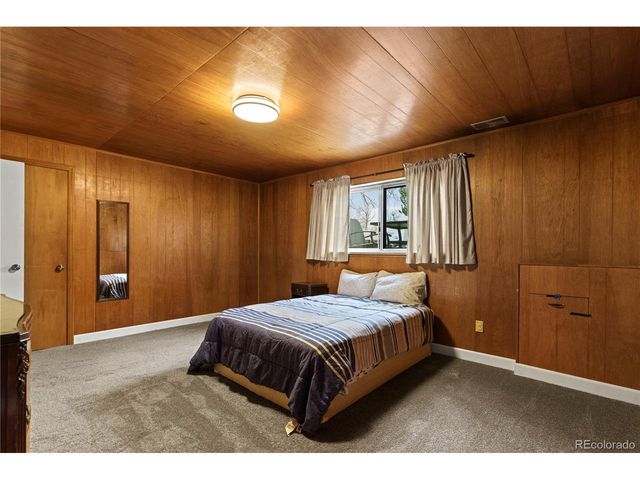 5866 Parfet Ct, Arvada, CO 80004