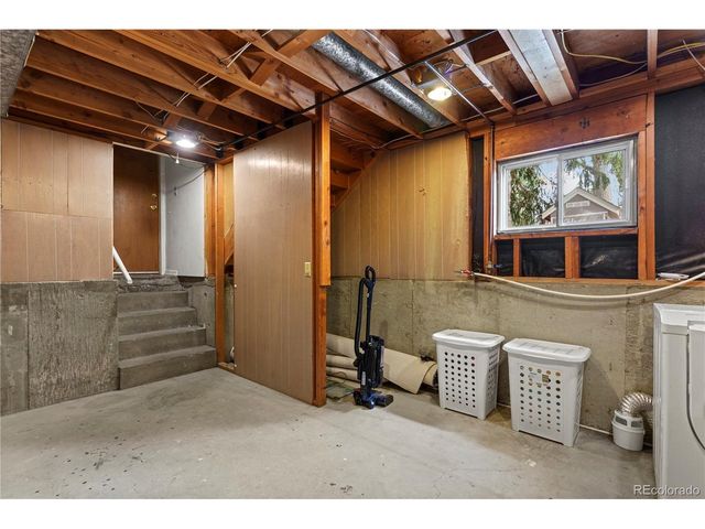 5866 Parfet Ct, Arvada, CO 80004