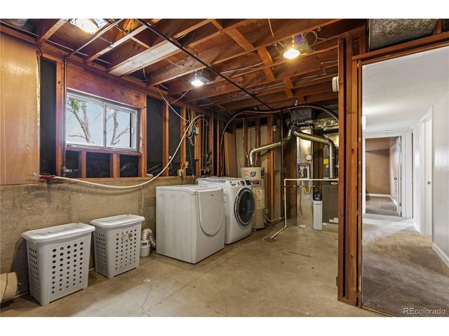 5866 Parfet Ct, Arvada, CO 80004