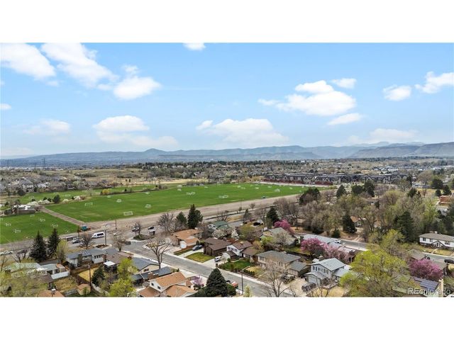 5866 Parfet Ct, Arvada, CO 80004