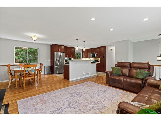 5866 Parfet Ct, Arvada, CO 80004