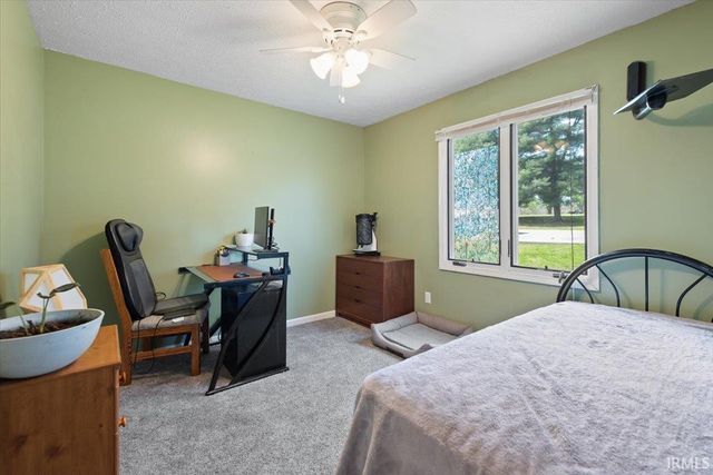 9393 S Pointe Retreat Drive, Bloomington, IN 47401