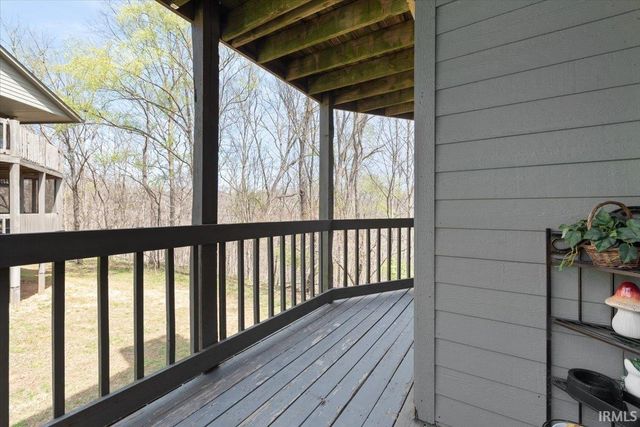 9393 S Pointe Retreat Drive, Bloomington, IN 47401
