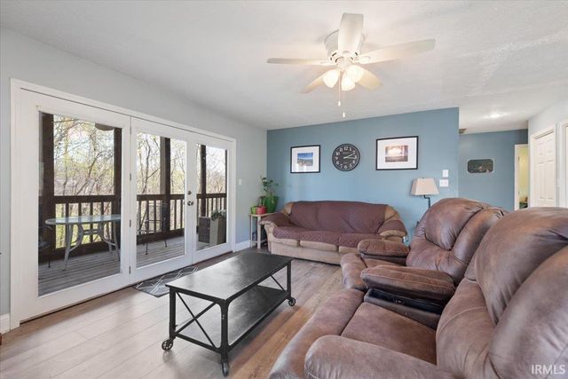 9393 S Pointe Retreat Drive, Bloomington, IN 47401