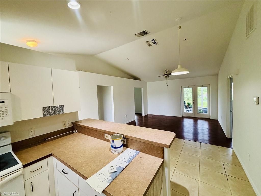 936-938 Eisenhower BLVD, LEHIGH ACRES, FL 33974 — photo 2