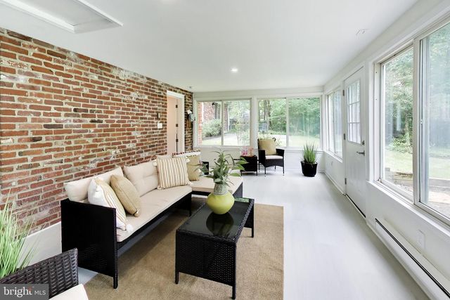 4 ORCHARD WAY N, Rockville, MD 20854