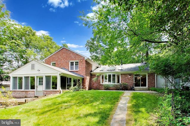 4 ORCHARD WAY N, Rockville, MD 20854
