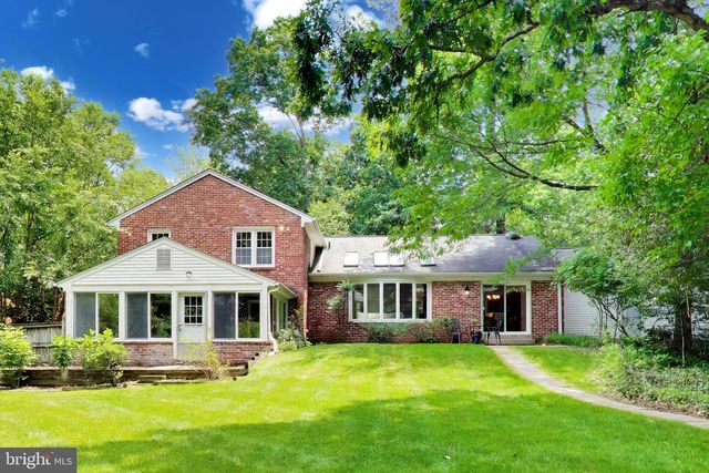 4 ORCHARD WAY N, Rockville, MD 20854
