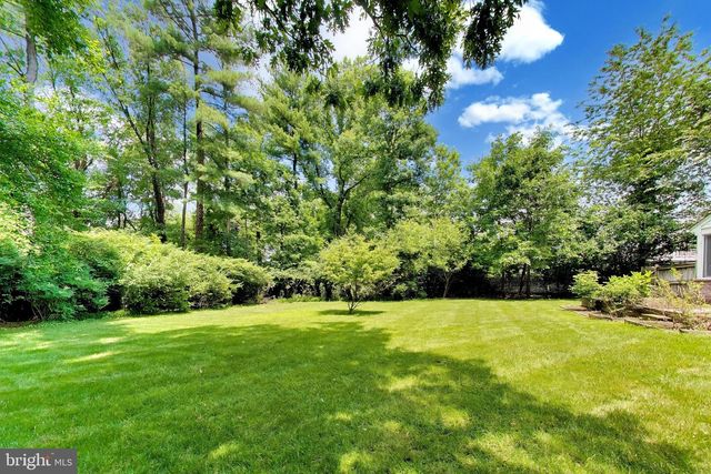 4 ORCHARD WAY N, Rockville, MD 20854