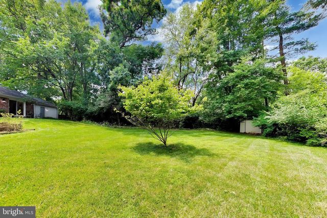 4 ORCHARD WAY N, Rockville, MD 20854