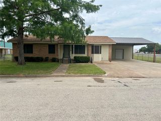 102 W Highland Drive, Whitney, TX 76692