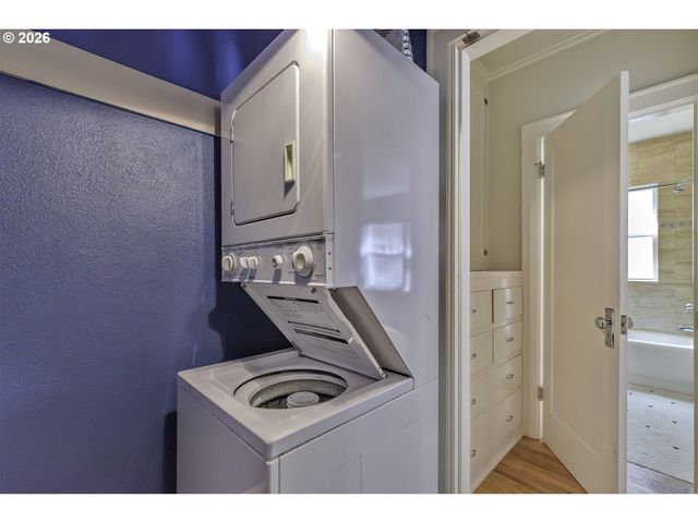 1509 Ne 10TH Ave 205, Portland, OR 97232