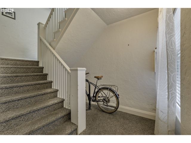 1509 Ne 10TH Ave 205, Portland, OR 97232