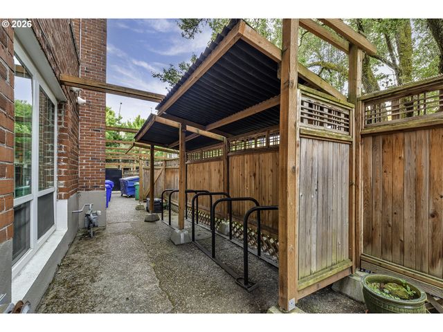 1509 Ne 10TH Ave 205, Portland, OR 97232