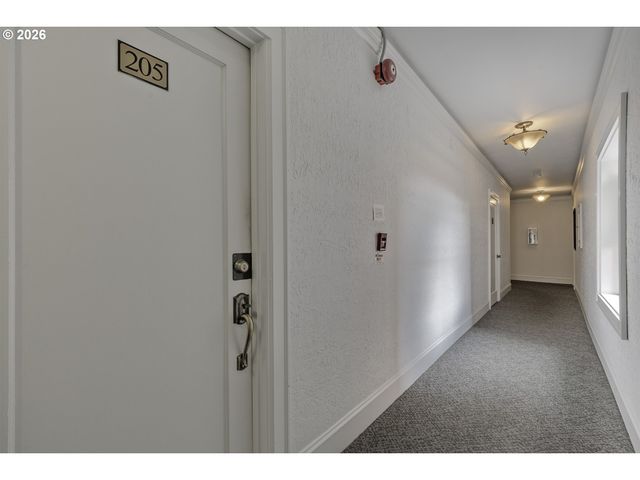 1509 Ne 10TH Ave 205, Portland, OR 97232