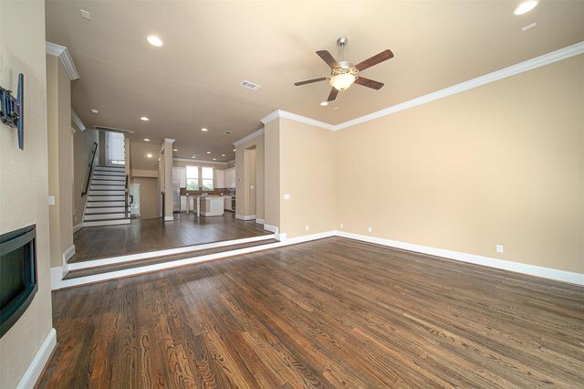 1231 Creekside Acres Court, Houston, TX 77008