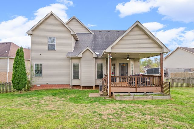 618 Winding Bluff Way, Clarksville, TN 37040