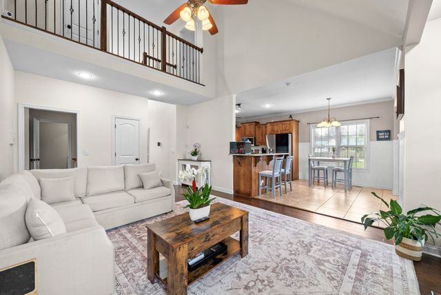 618 Winding Bluff Way, Clarksville, TN 37040