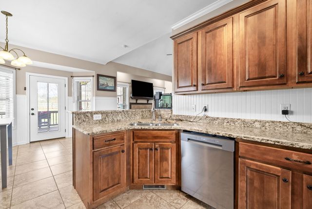 618 Winding Bluff Way, Clarksville, TN 37040