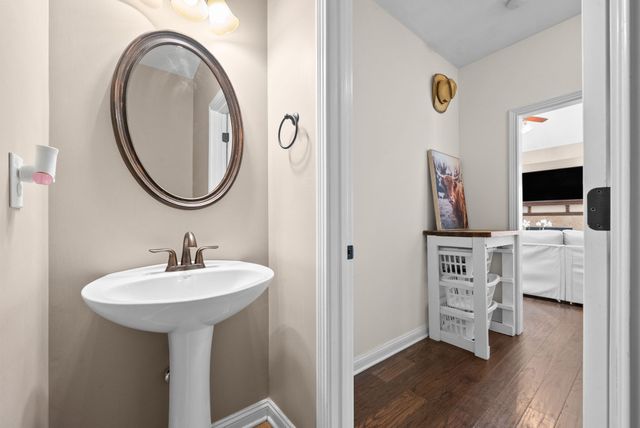 618 Winding Bluff Way, Clarksville, TN 37040