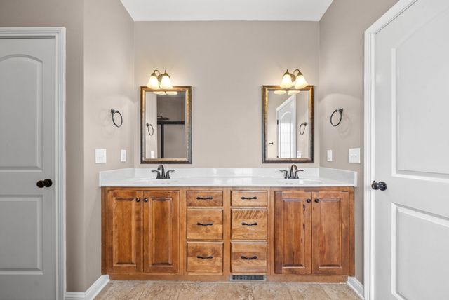 618 Winding Bluff Way, Clarksville, TN 37040