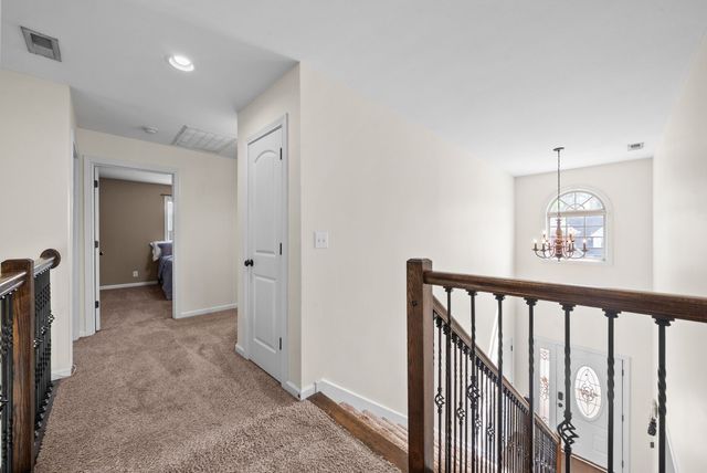 618 Winding Bluff Way, Clarksville, TN 37040