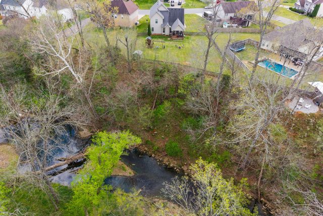 618 Winding Bluff Way, Clarksville, TN 37040